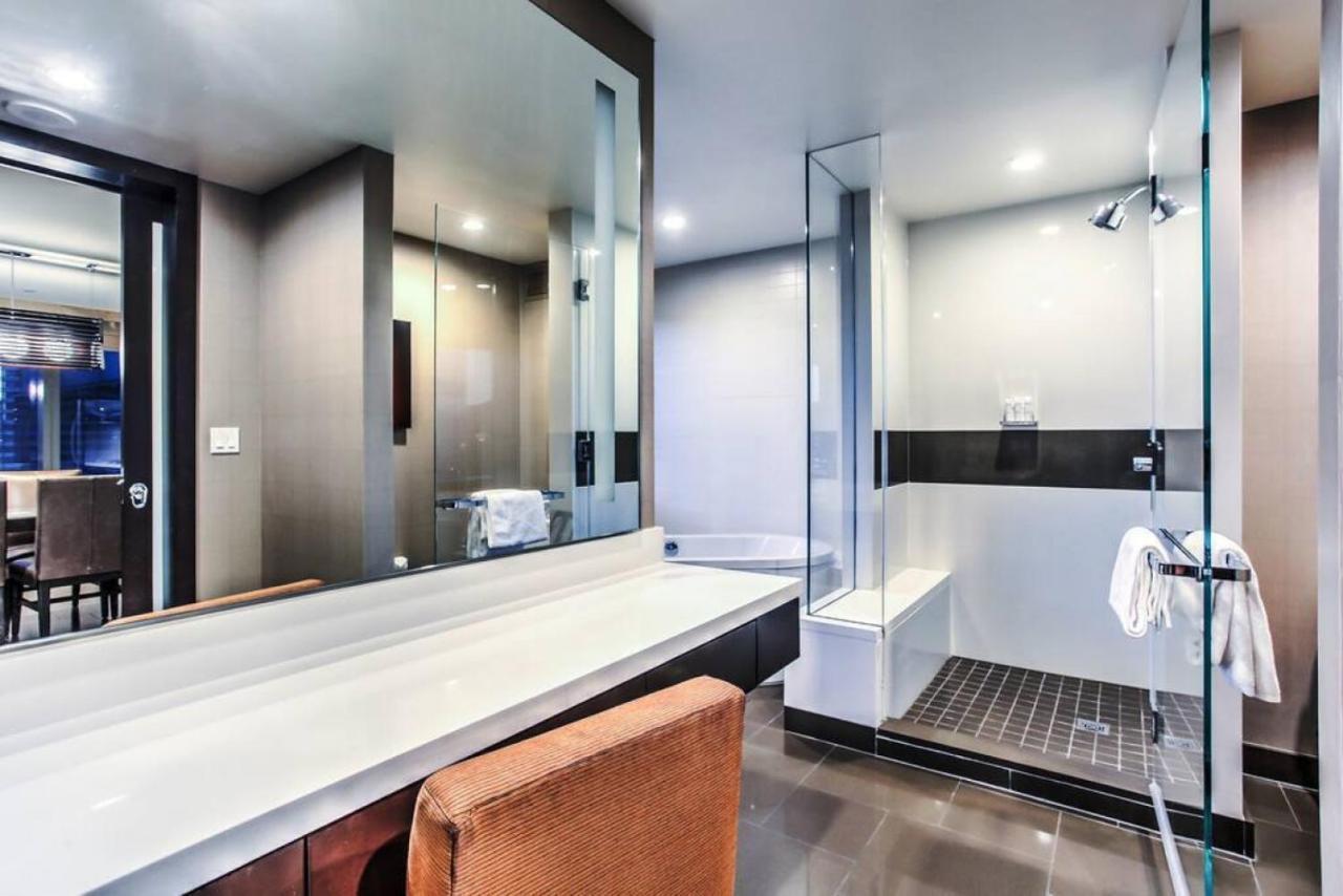City Center - Panoramic Corner Suite At Vdara Las Vegas Exterior photo